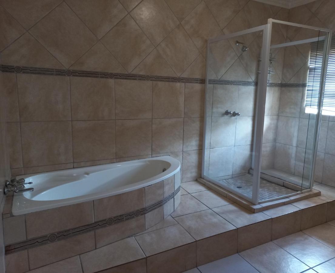 Tropical Paradise Guest House Mbombela Pokój zdjęcie