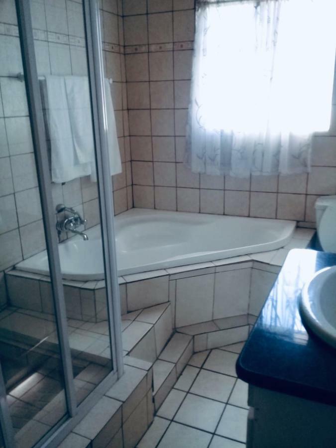 Tropical Paradise Guest House Mbombela Zewnętrze zdjęcie